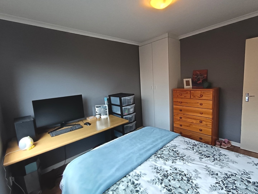 2 Bedroom Property for Sale in Humewood Eastern Cape